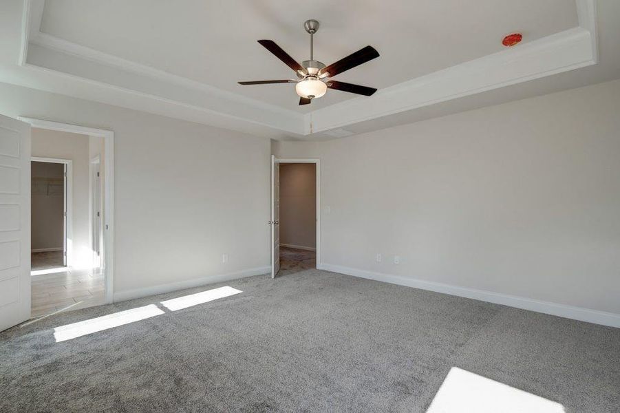 Spacious, unfurnished interior of a new home in Summerlin, Winder (Image 13).