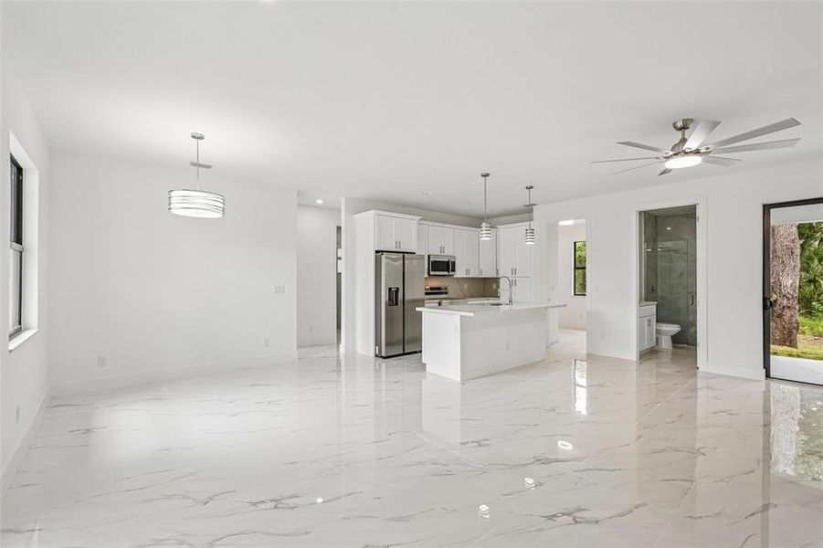 Spacious, unfurnished interior of a new home in , Port Charlotte (Image 28).