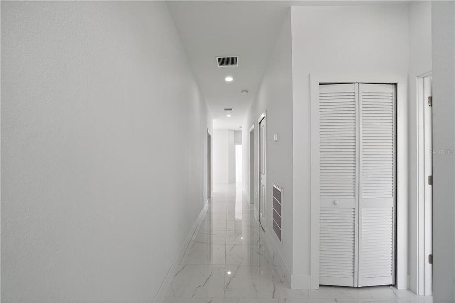 Spacious, unfurnished interior of a new home in , Rotonda West (Image 48).