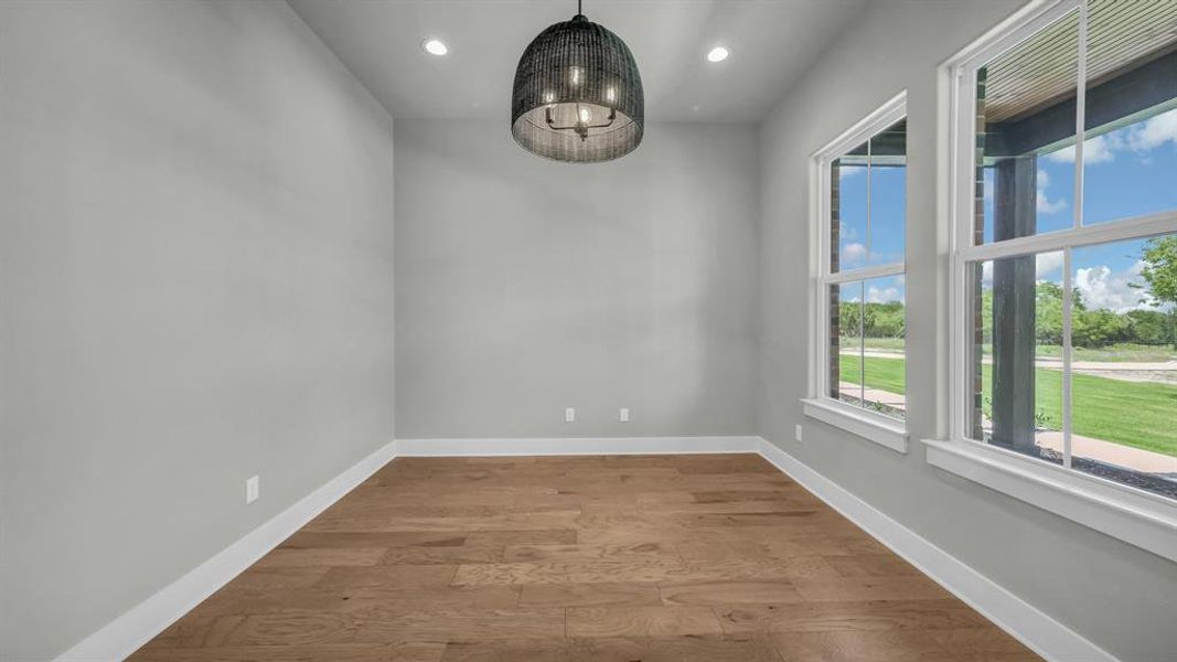 Spacious, unfurnished interior of a new home in , Weatherford (Image 34).