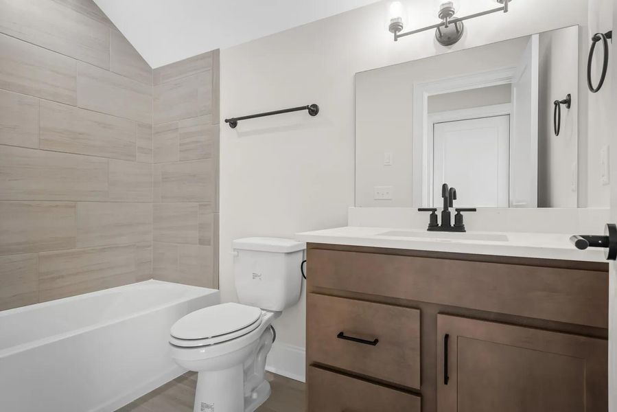 The Monroe B Bathroom The Monroe B Bathroom