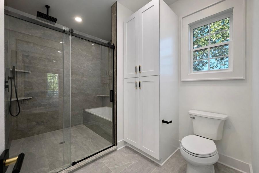 Furnished interior view inside a new home in , North Charleston (Image 7).