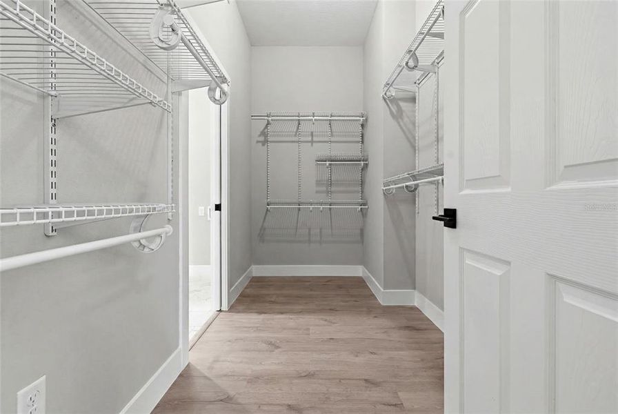 Spacious, unfurnished interior of a new home in , High Springs (Image 27). Spacious, unfurnished interior of a new home in , High Springs (Image 27).