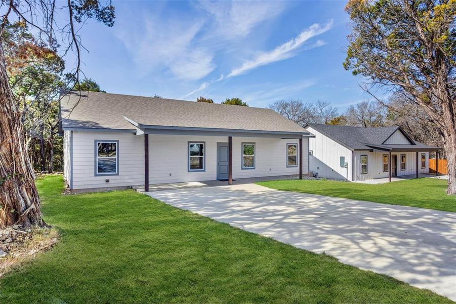 Exterior details and patio area of a home in , Rio Vista (Image 29).