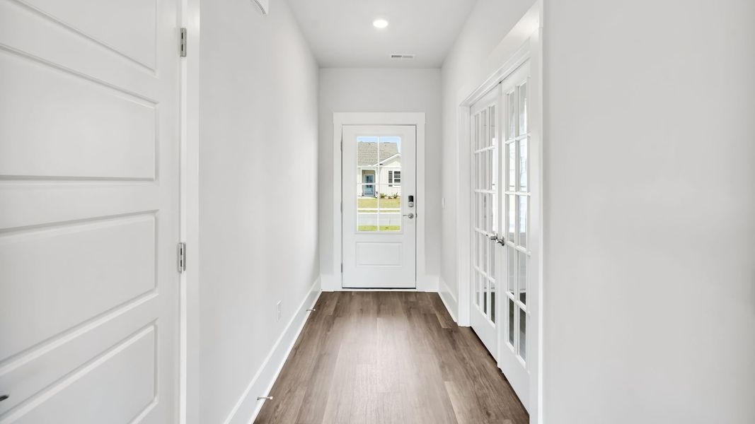 Spacious, unfurnished interior of a new home in Driftwood, Richlands (Image 21).