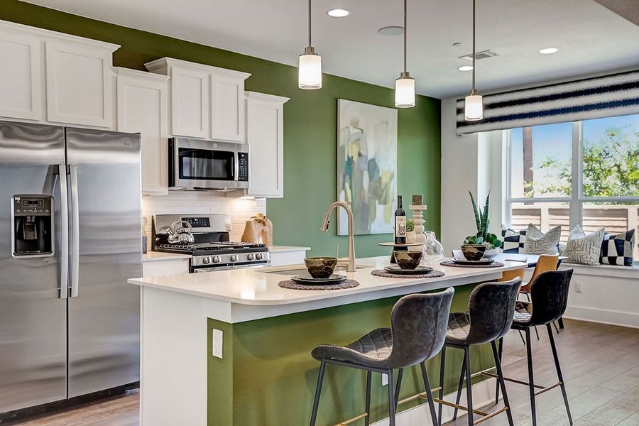 Representative furnished interior of a home built from the Comal by Pacesetter Homes in Avery Centre, Round Rock (Image 18).
