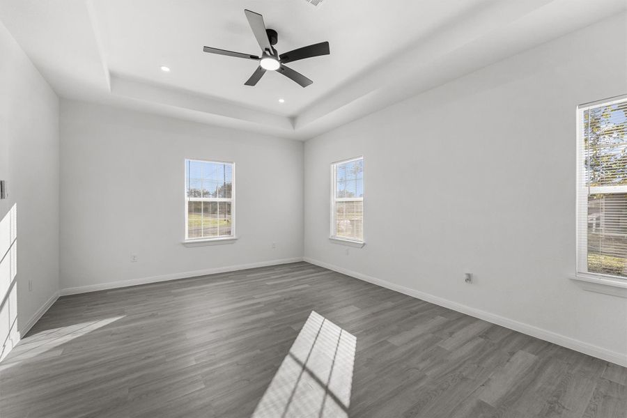 Spacious, unfurnished interior of a new home in , Texas City (Image 14). Spacious, unfurnished interior of a new home in , Texas City (Image 14).