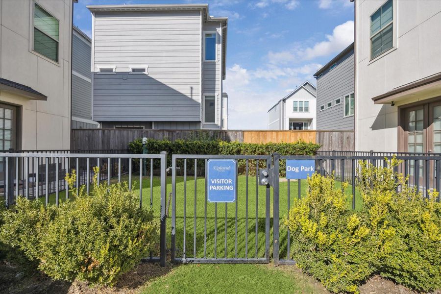 Exterior details and patio area of a home in Upland Estates, Houston (Image 29).