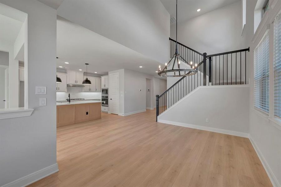 Spacious, unfurnished interior of a new home in Mantua Point Classics, Van Alstyne (Image 28).