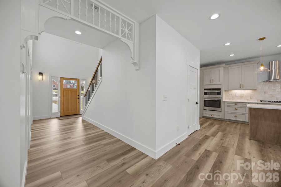 Spacious, unfurnished interior of a new home in , Salisbury (Image 41).