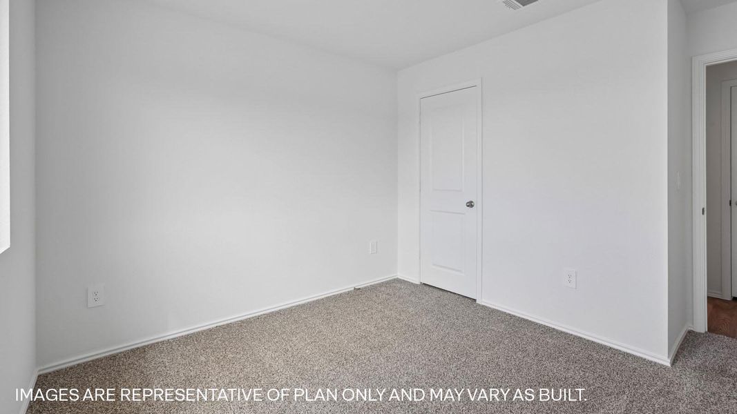 Representative unfurnished interior of a home built from the The Anderson by D.R. Horton in Trails at Wildhorse, Austin (Image 17).
