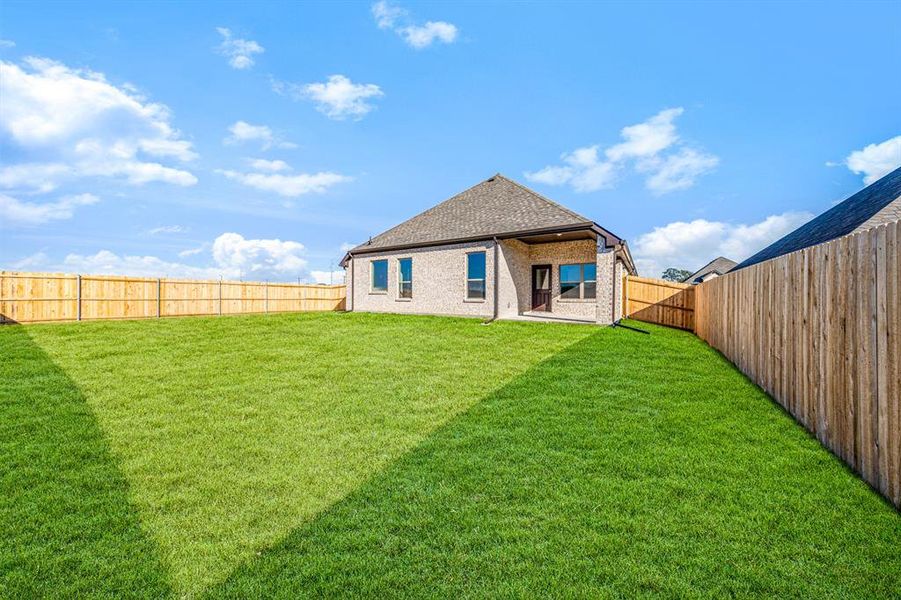 Exterior details and patio area of a home in , Greenville (Image 4).