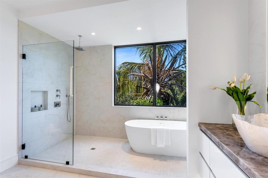 PRIMARY BATH