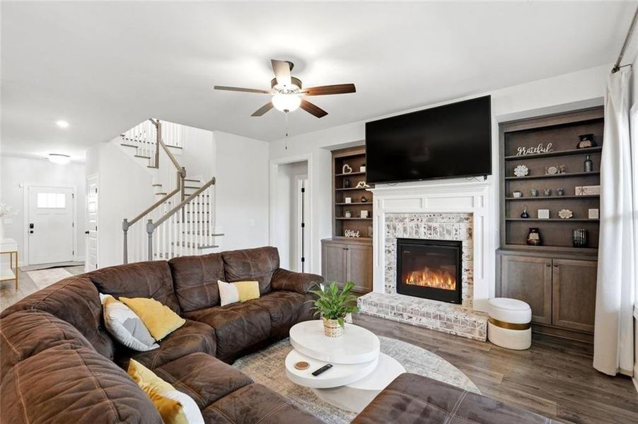 Furnished interior view inside a new home in Calgary Downs, Winder (Image 32).