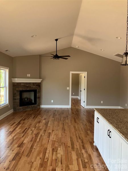 Spacious, unfurnished interior of a new home in , Hickory (Image 17).