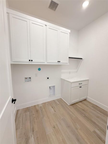 Spacious, unfurnished interior of a new home in Briarley, Montgomery (Image 23).