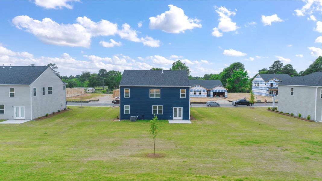Representative exterior details of a home built from the Hayden by D.R. Horton in Southwind Village, Evans (Image 3).