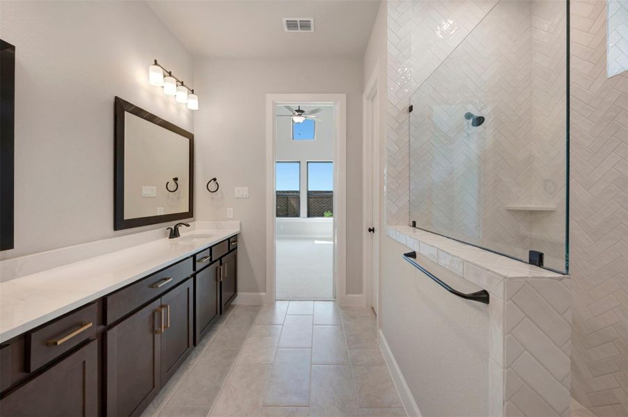 Furnished interior view inside a new home in Sienna - Grove Collection, Missouri City (Image 4).