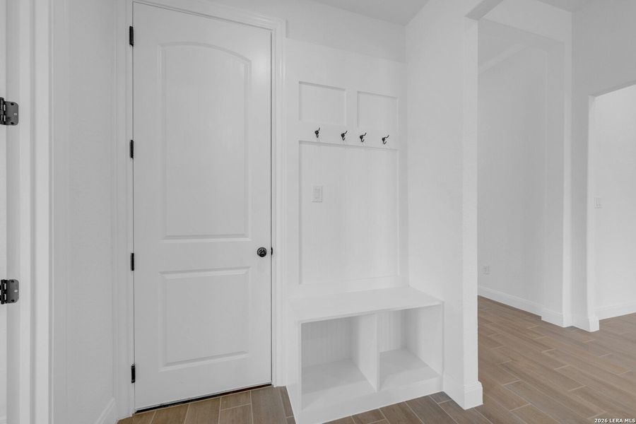 Spacious, unfurnished interior of a new home in Preserve at Annabelle Ranch, San Antonio (Image 37).