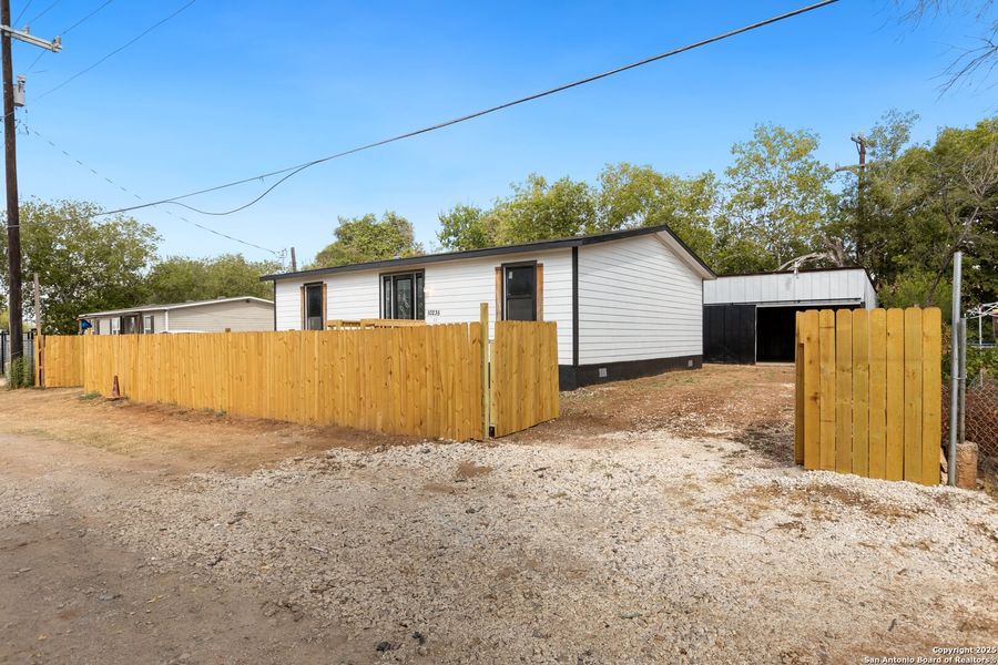 Front exterior of a new home in , San Antonio, TX, highlighting curb appeal (Image 18). Front exterior of a new home in , San Antonio, TX, highlighting curb appeal (Image 18).