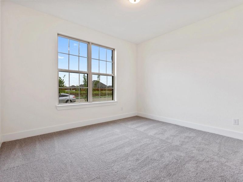 Spacious, unfurnished interior of a new home in Waverly Estates, Nevada (Image 27).