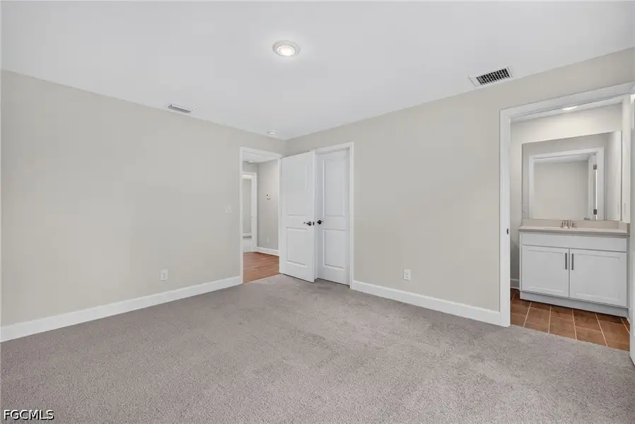 Spacious, unfurnished interior of a new home in Cape Coral, Cape Coral (Image 26). Spacious, unfurnished interior of a new home in Cape Coral, Cape Coral (Image 26).