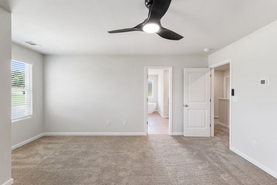 4br New Home in Hogansville, GA.  - Slide 12
