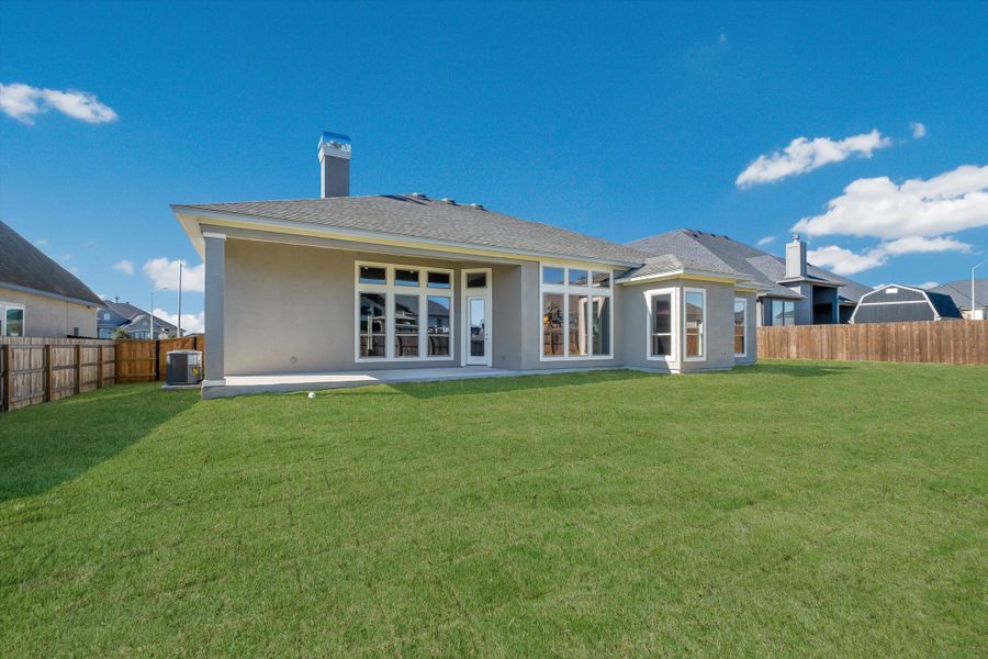 Exterior details and patio area of a home in Harvest Hills, Marion (Image 22).