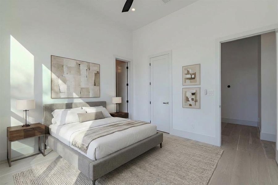 Furnished interior view inside a new home in , Dallas (Image 14).