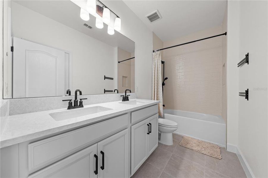 Furnished interior view inside a new home in Eden at Crossprairie, St. Cloud (Image 60).