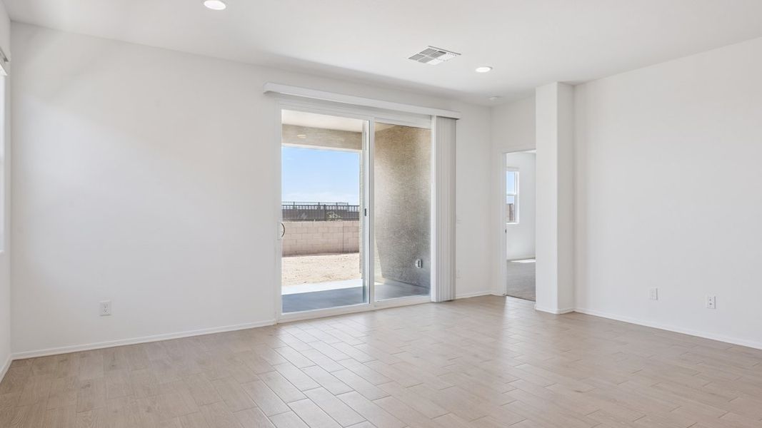 Spacious, unfurnished interior of a new home in Moonlight, Maricopa (Image 16).