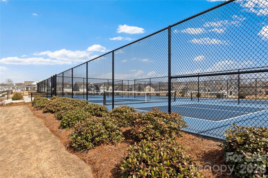 Community amenities in Bell Farm, Statesville (Image 34).