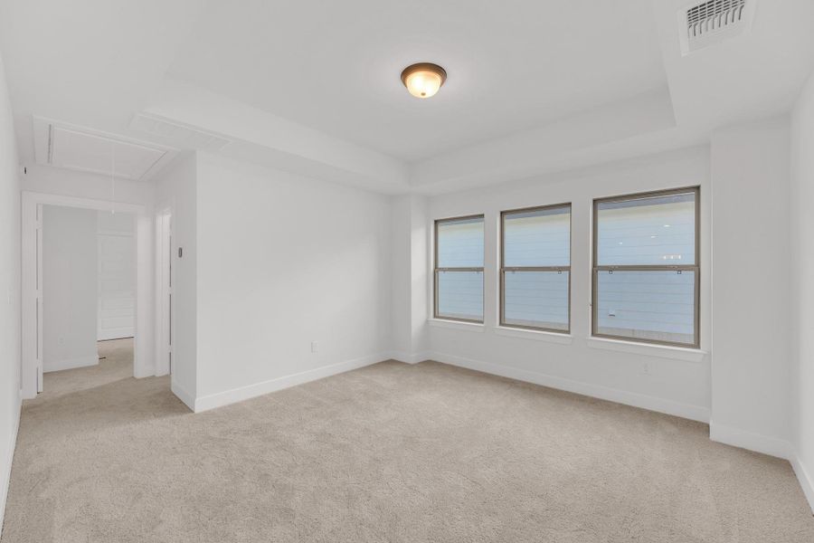 Spacious, unfurnished interior of a new home in The Colony - 50', Bastrop (Image 18). Spacious, unfurnished interior of a new home in The Colony - 50', Bastrop (Image 18).