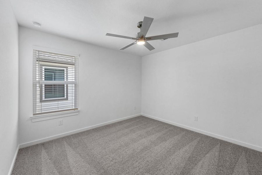 Spacious, unfurnished interior of a new home in Grand Mason Crossing, Katy (Image 22).