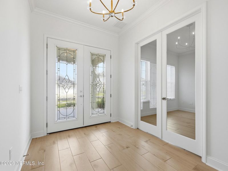 Spacious, unfurnished interior of a new home in Silver Landing At Silverleaf, St. Augustine (Image 23).