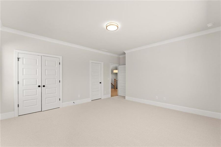 Spacious, unfurnished interior of a new home in , Gainesville (Image 25).
