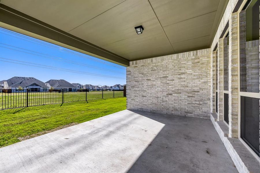 View of patio / terrace featuring a residential view