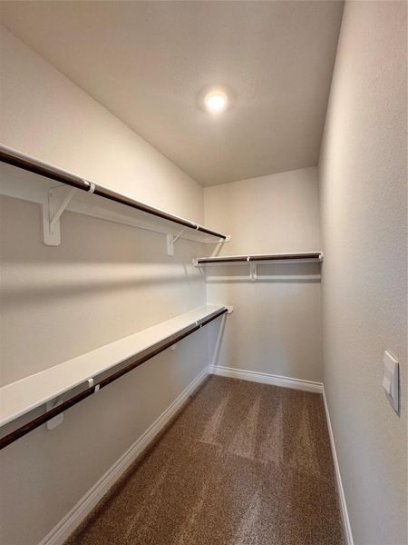 Spacious, unfurnished interior of a new home in Grand Oaks Reserve, Cleveland (Image 20). Spacious, unfurnished interior of a new home in Grand Oaks Reserve, Cleveland (Image 20).