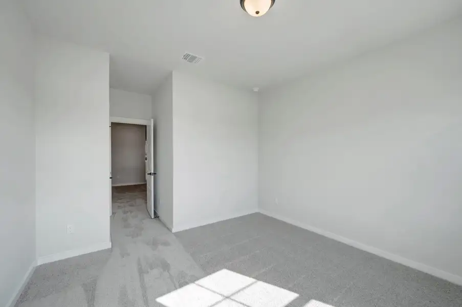 Spacious, unfurnished interior of a new home in Park Central, Georgetown (Image 45). Spacious, unfurnished interior of a new home in Park Central, Georgetown (Image 45).