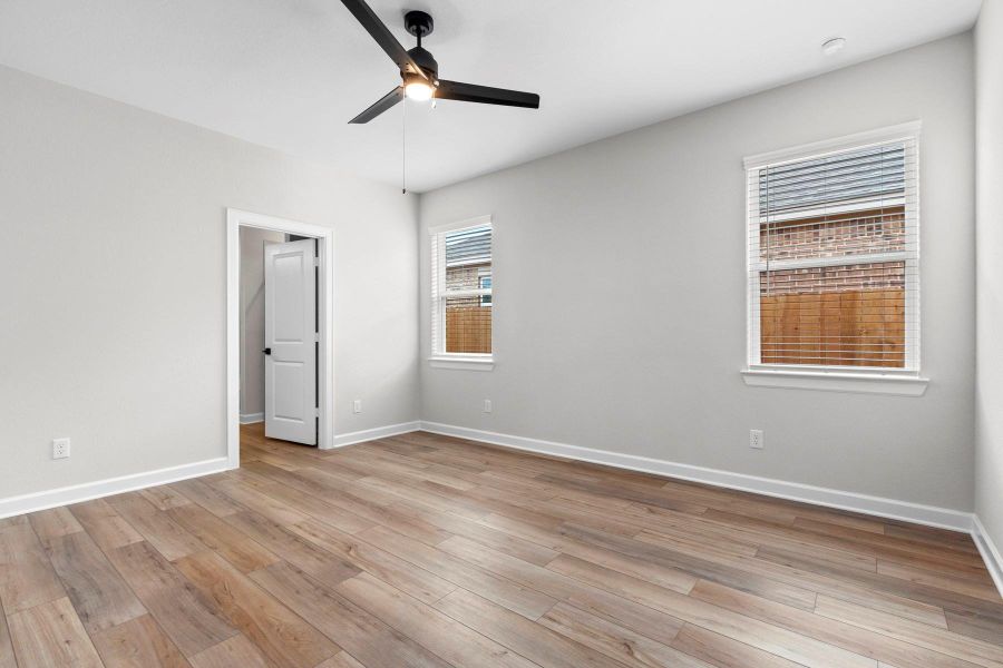 Spacious, unfurnished interior of a new home in Emberly, Beasley (Image 11).