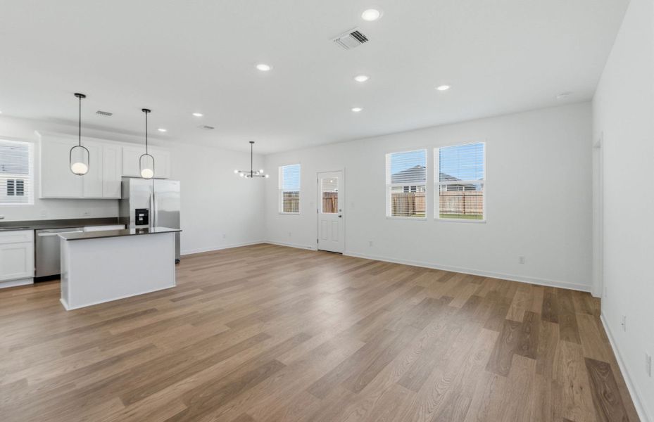Spacious, unfurnished interior of a new home in Alto, San Marcos (Image 20).