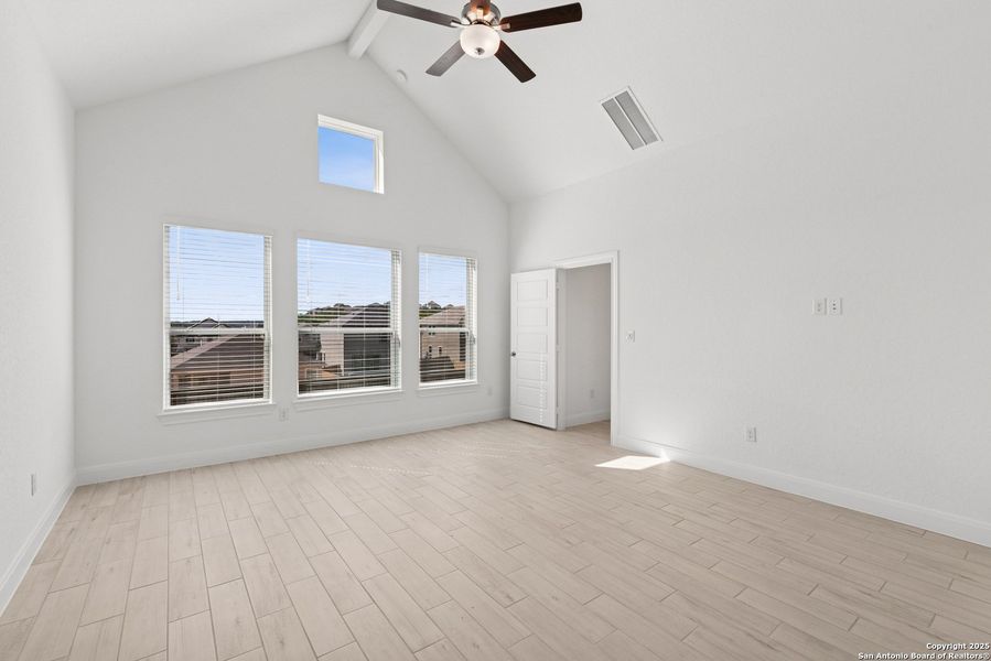 Spacious, unfurnished interior of a new home in , San Antonio (Image 11). Spacious, unfurnished interior of a new home in , San Antonio (Image 11).