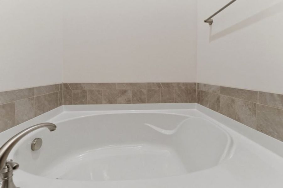 Representative interior finishes for a home built from the Cayman by Keystone Homes NC in Weybridge, Burlington (Image 23). Representative interior finishes for a home built from the Cayman by Keystone Homes NC in Weybridge, Burlington (Image 23).