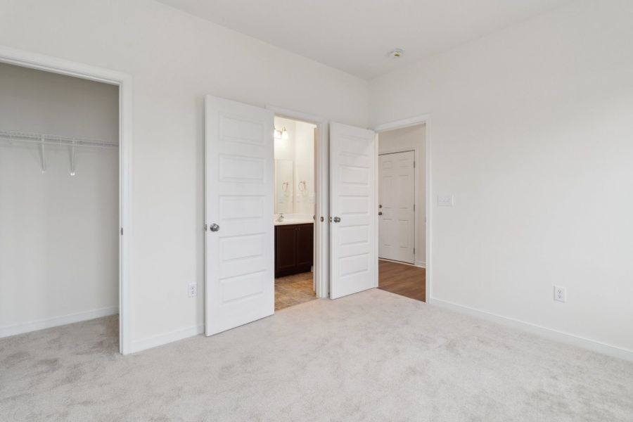 20 - HHHunt Maxwell First Floor Guest Bedroom