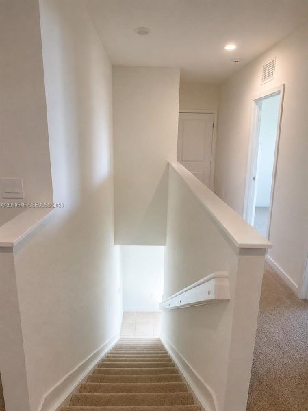 Spacious, unfurnished interior of a new home in , Homestead (Image 19).