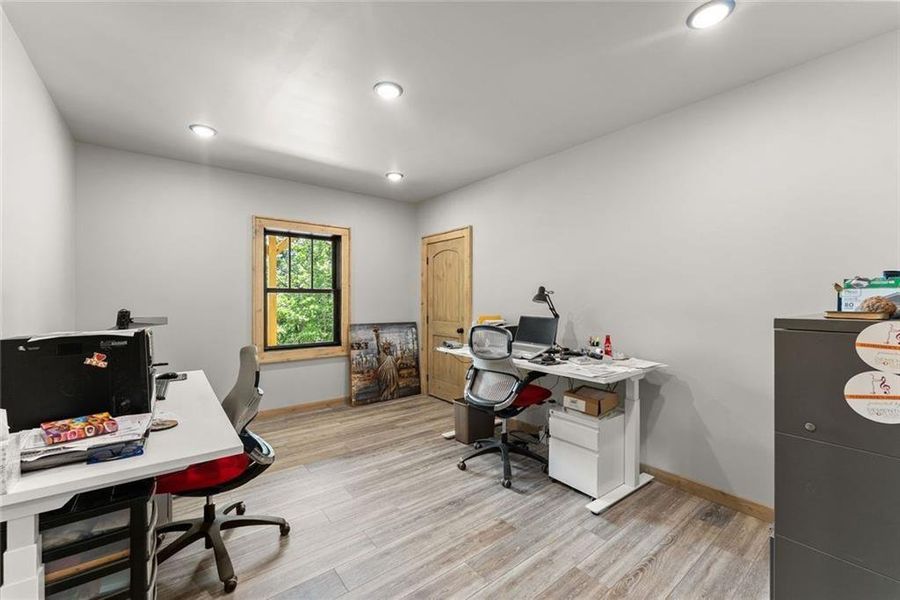Furnished interior view inside a new home in , Cleveland (Image 19).