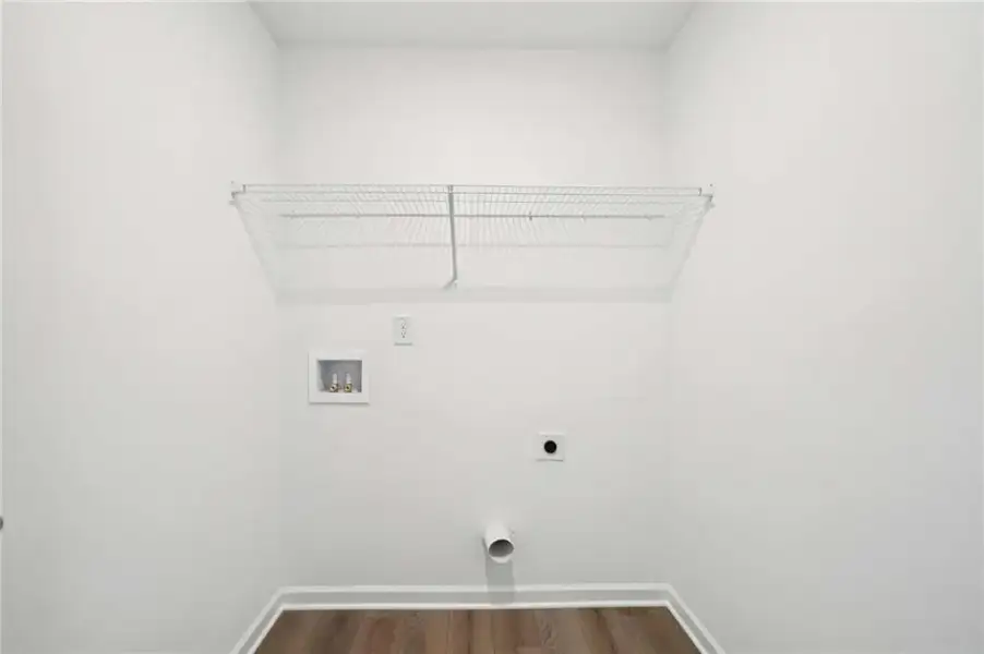 Spacious, unfurnished interior of a new home in Langston Reserve, Cartersville (Image 19).