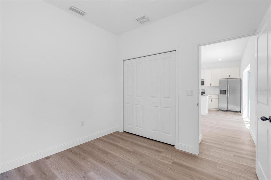 Spacious, unfurnished interior of a new home in , Ocala (Image 35).