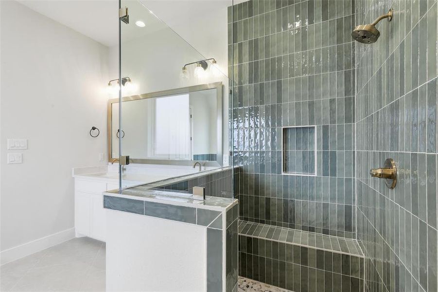 Image 31 of a home in Aledo Heights - Aledo ISD.