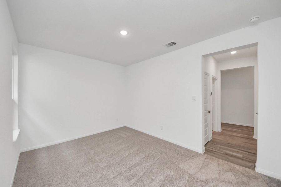 Spacious, unfurnished interior of a new home in 50' Traditional Homes at Elyson, Katy (Image 31). Spacious, unfurnished interior of a new home in 50' Traditional Homes at Elyson, Katy (Image 31).